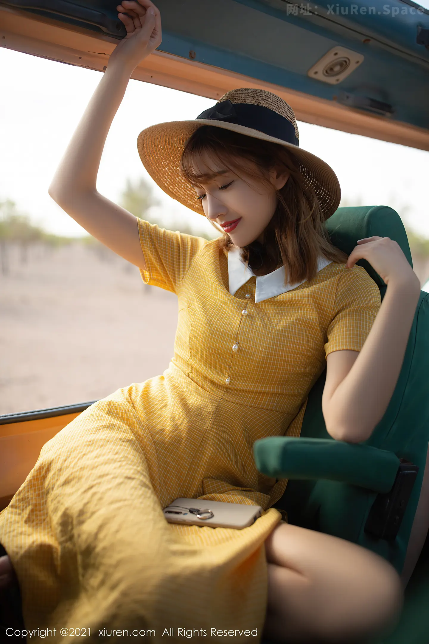 图片[4]-[XiuRen秀人网]VOL.4321 模特陆萱萱多场景多套服装性感内衣系列秀完美身材诱惑写真95P-秀人网官方网站